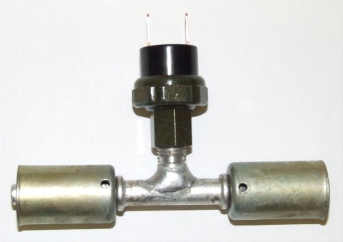 Vintage Air Binary Switch Kits 24679-VUS A/C Port, In-Line Hose Splice, #6 Conditioning, Beadlock, with Switch, Aluminum, Each