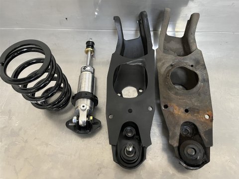 Aldan American Track Comp Suspension Packages for 1963-1965 RIVIERA - 300355 Coilover Kit, Double Adjustable, 750 lbs./in. Spring Rate, Front and Rear, Buick, Kit thumbnail 4