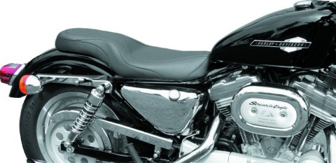 Mustang 82-03 Harley Sportster DayTripper 1PC Seat - Black