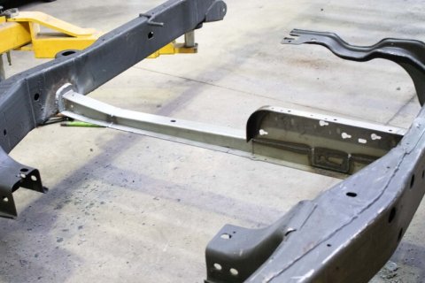 Rust Buster Front Frame Support Crossmember thumbnail 2