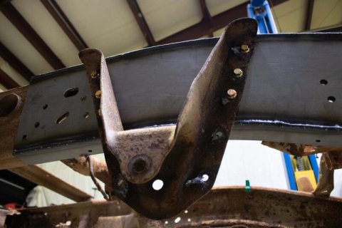 Rust Buster Leaf Spring Right Side thumbnail 2