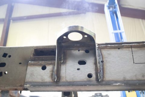 Rust Buster Center Cab Mount thumbnail 3