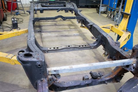Rust Buster 01-04 Toyota Sequoia Transmission Crossmember thumbnail 4