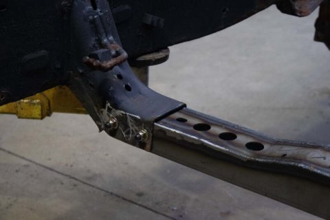 Rust Buster 01-04 Toyota Sequoia Transmission Crossmember thumbnail 7