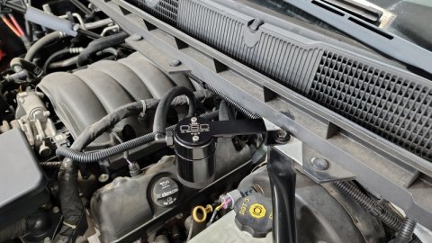J&L 14-18 Chevy Silverado 1500 / 14-18 GMC Sierra 1500 4.3L V6 Oil Separator - Black Anodized thumbnail 2