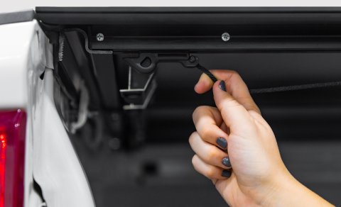 Access LOMAX Tri-Fold 16-23 Toyota Tacoma 5ft Bed thumbnail 5