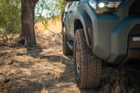 DV8 Offroad 2025+ Toyota 4Runner OE Plus Side Steps - Micro-Texture Black thumbnail 4