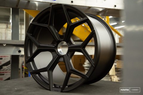 Vossen x Novitec NL4-Cl 20x9in - Centerlock - ET36 - Satin Black Lamborghini Huracan Front Wheel