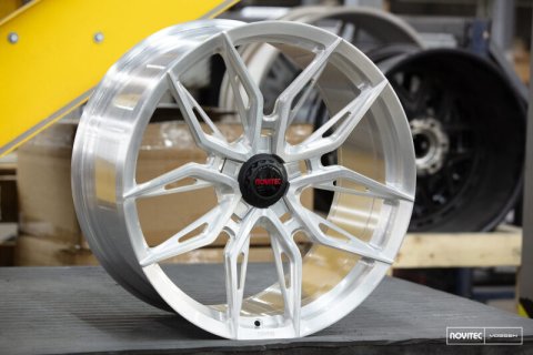 Vossen x Novitec NF11 22x12in - 5x114.3 BP - ET47 - Brushed Gloss Clear Ferrari Portofino Rear Wheel