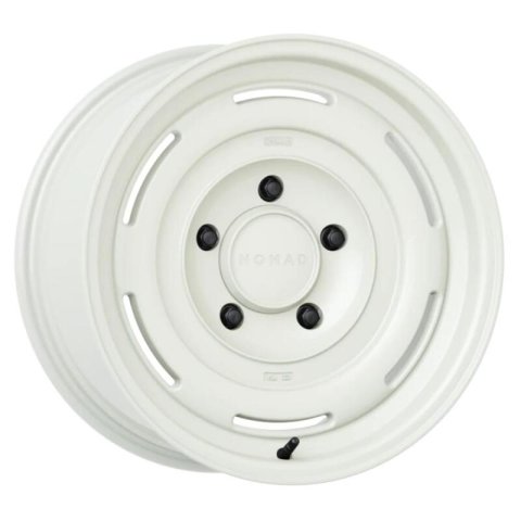 Nomad N504VW Field 17x8.5in / 5X150 BP / 35mm Offset / 110.5mm Bore - Vintage White