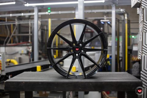 Vossen Forged Evo-2 21x12 / 5x112 - Gloss Black - Audi R8 2G / Lamborghini Huracan Fitment - Rear