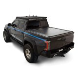 Westin 24-26 Toyota Tacoma 5ft Bed Manual Retractable Tonneau Cover - Black thumbnail 5