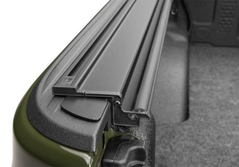 BAK 20-26 GM Silverado/Sierra 2500/3500 HD 8.2ft Bed BAKFlip MX4 TS thumbnail 3