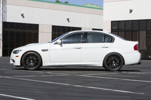 Dinan 08-11 BMW M3 (E90) Free Flow Axleback Exhaust System - Black Tips thumbnail 3