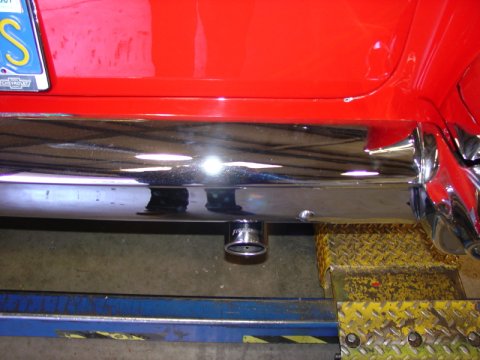 Flowmaster 55-57 Chevrolet 2.5in. American Thunder SS Crossmember-Back Exhaust System thumbnail 2